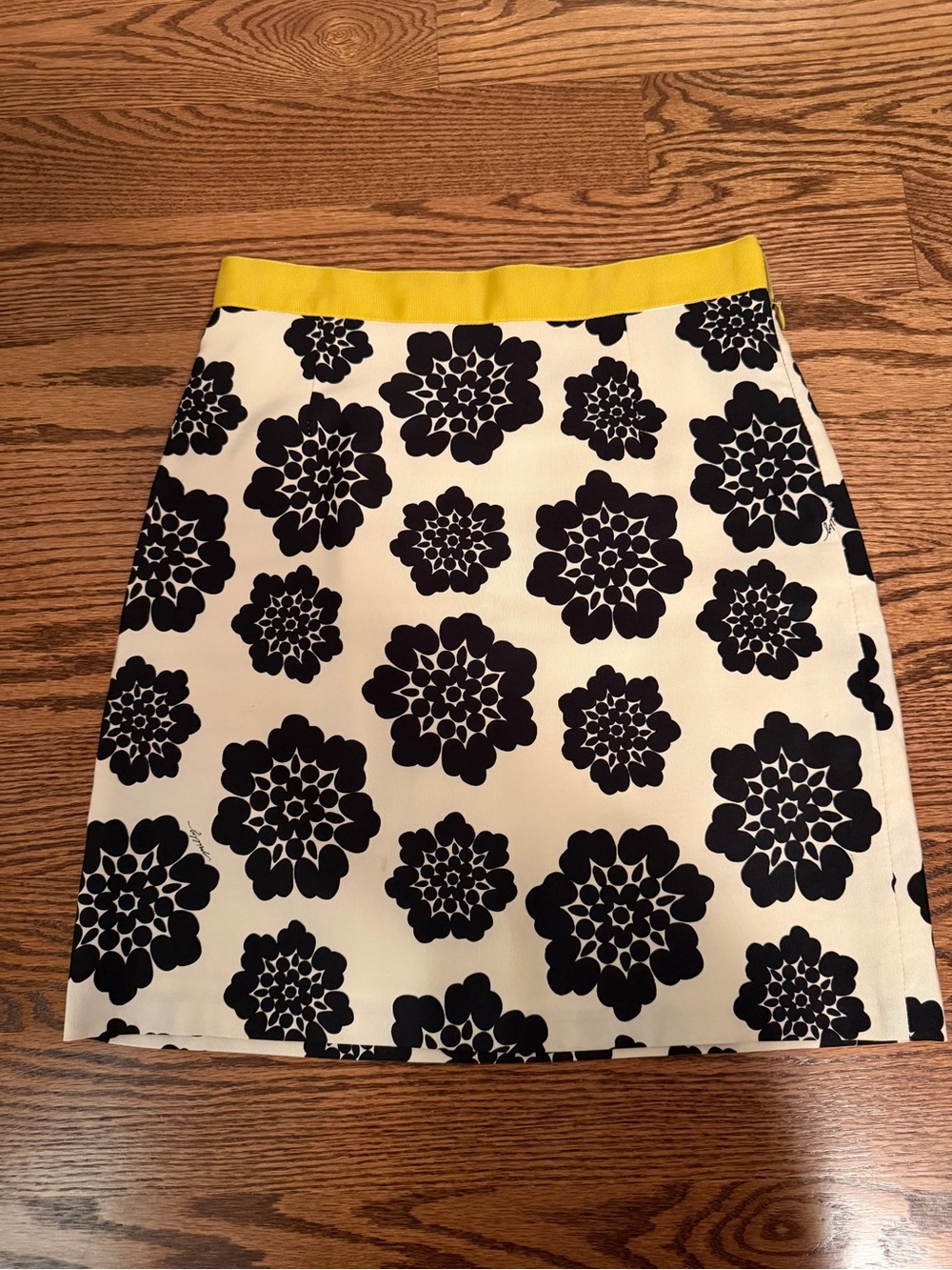 Milly Black Floral on White A-Line Skirt with Yellow Waistband
